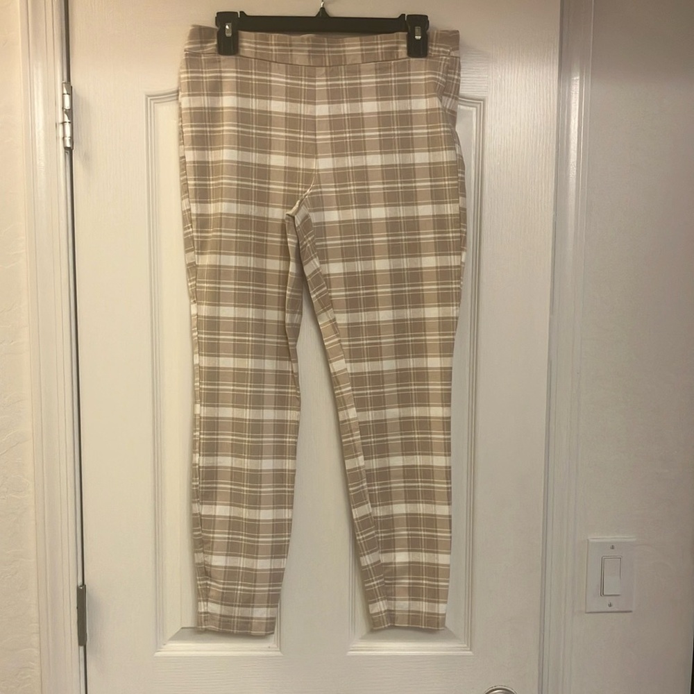 Nanette Lepore Women’s Plaid Tan and White Pants